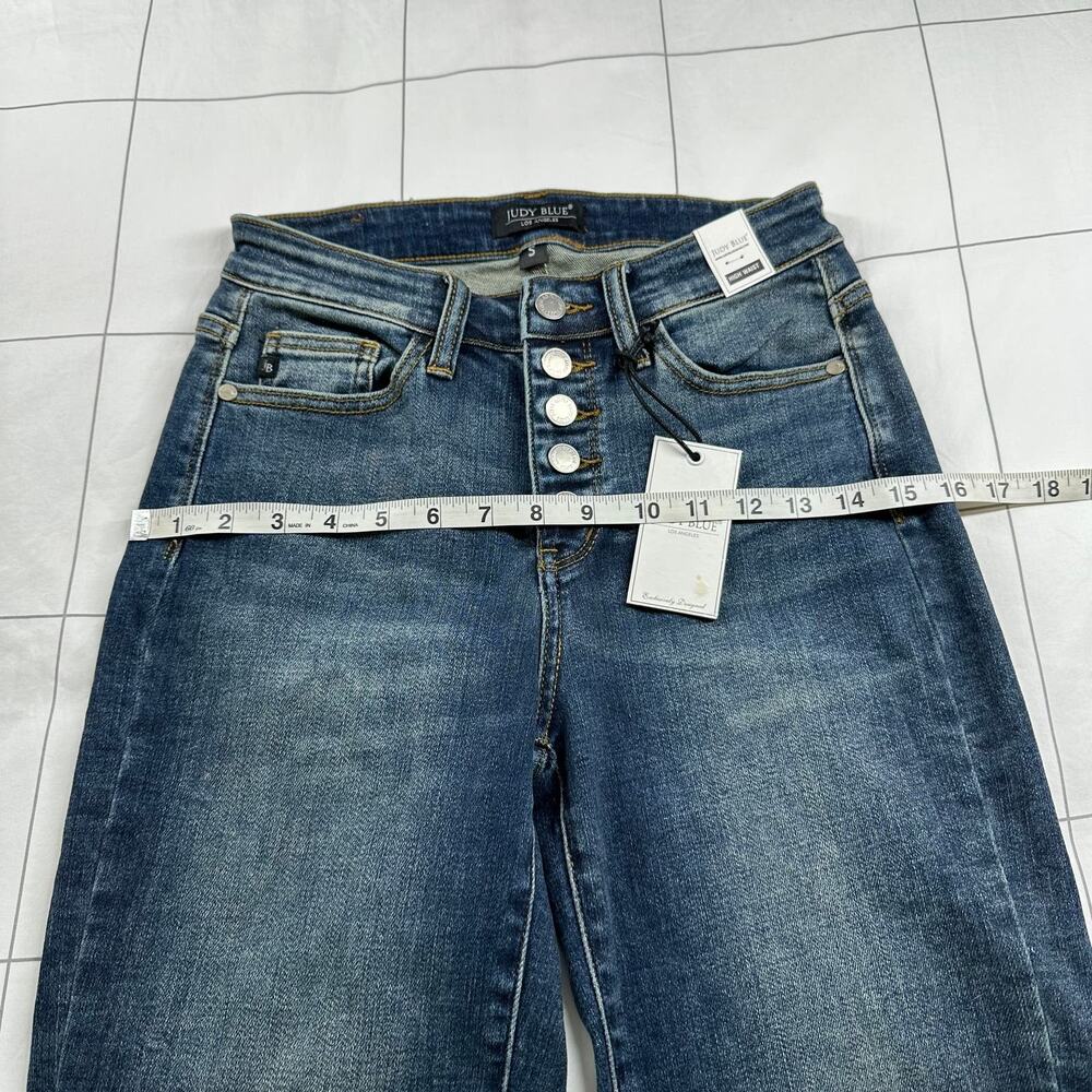 Judy Blue Shorts Womens Small Blue Denim Button Fly Bermuda Medium Wash Fade New - Picture 8 of 12